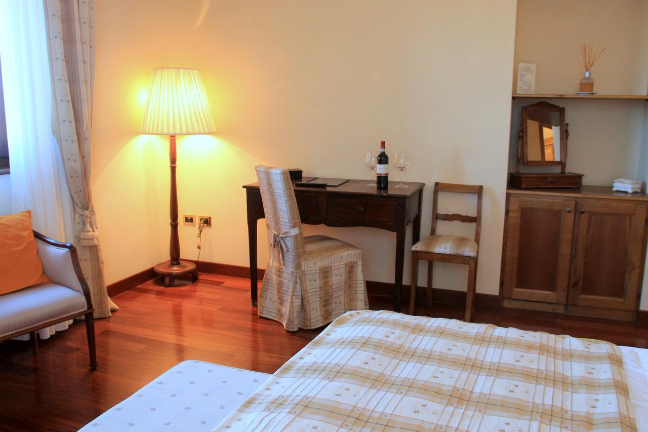 Hotel&Restaurant degli Angeli Magliano Sabina Esterno foto